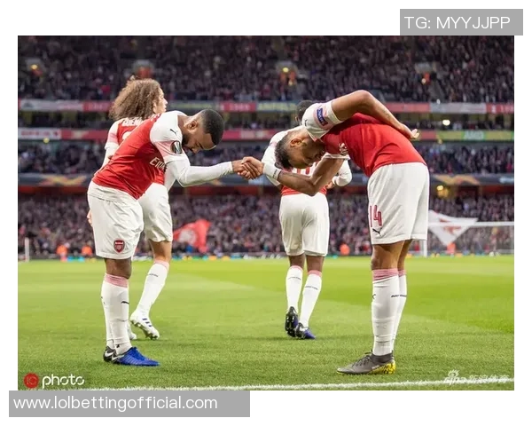 欧联杯激战莱比锡逆转多特蒙德绝杀时刻引发全场狂欢 欧联杯激战莱比锡逆转多特蒙德绝杀时刻引发全场狂欢