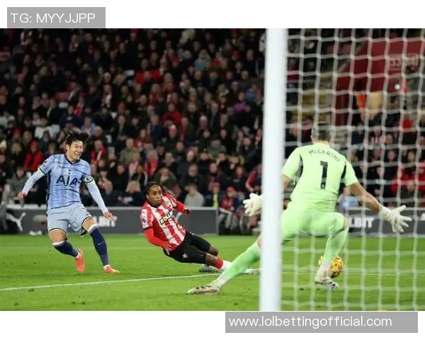 巴萨逆转热刺5-1精彩战报全场沸腾友谊赛回顾