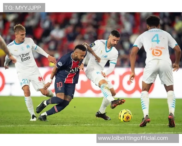 中超精彩对决多特蒙德险胜巴黎圣日耳曼神扑瞬间点燃全场激情 中超精彩对决多特蒙德险胜巴黎圣日耳曼神扑瞬间点燃全场激情