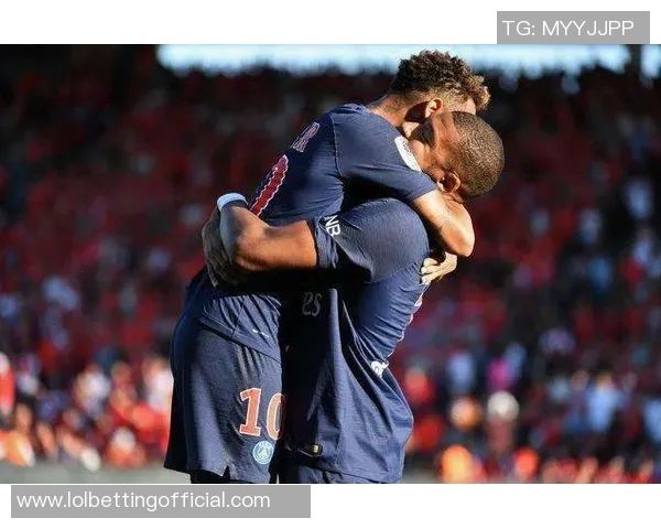 德甲焦点战尤文图斯与波尔图激战成和绝杀瞬间引发全场热议