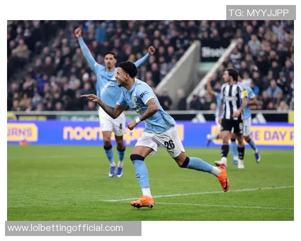 足总杯激战尤文图斯大胜巴萨红牌事件引发全场热议与争议 足总杯激战尤文图斯大胜巴萨红牌事件引发全场热议与争议